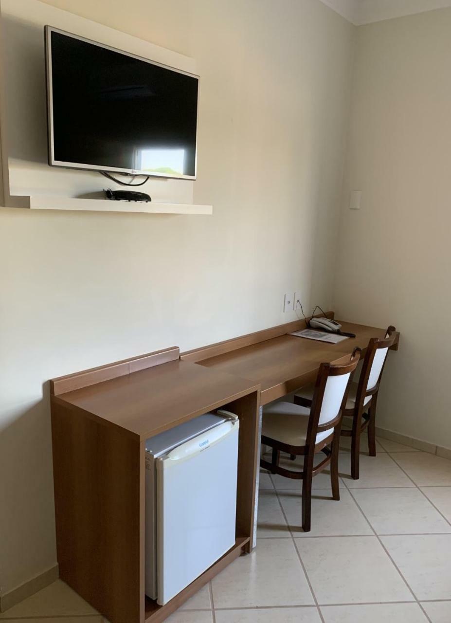Hotel Nova York Araçatuba Εξωτερικό φωτογραφία